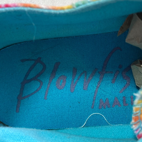 Blowfish Tie-Dye Sneakers with White Accents - Picture 2 of 6